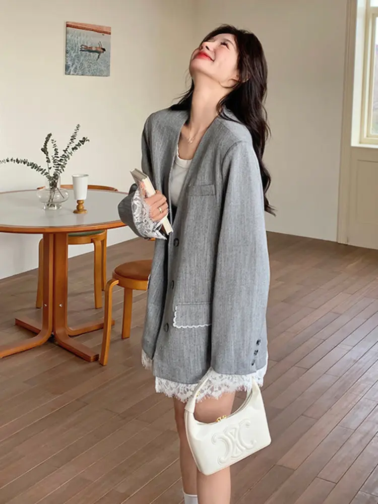 LANMREM Niche Lace Patchwork Gray Casual Suit Jacket Women 2025 New Loose Single Breasted V Collar Blazer Coat With Belt 2DB2761