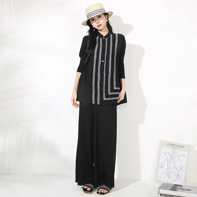 LANMREM Chic Pleated Women's Two Pieces Set New High-End Stand Collar Single Breasted Top + High-Waisted Wide-Leg Pants 2DB4098