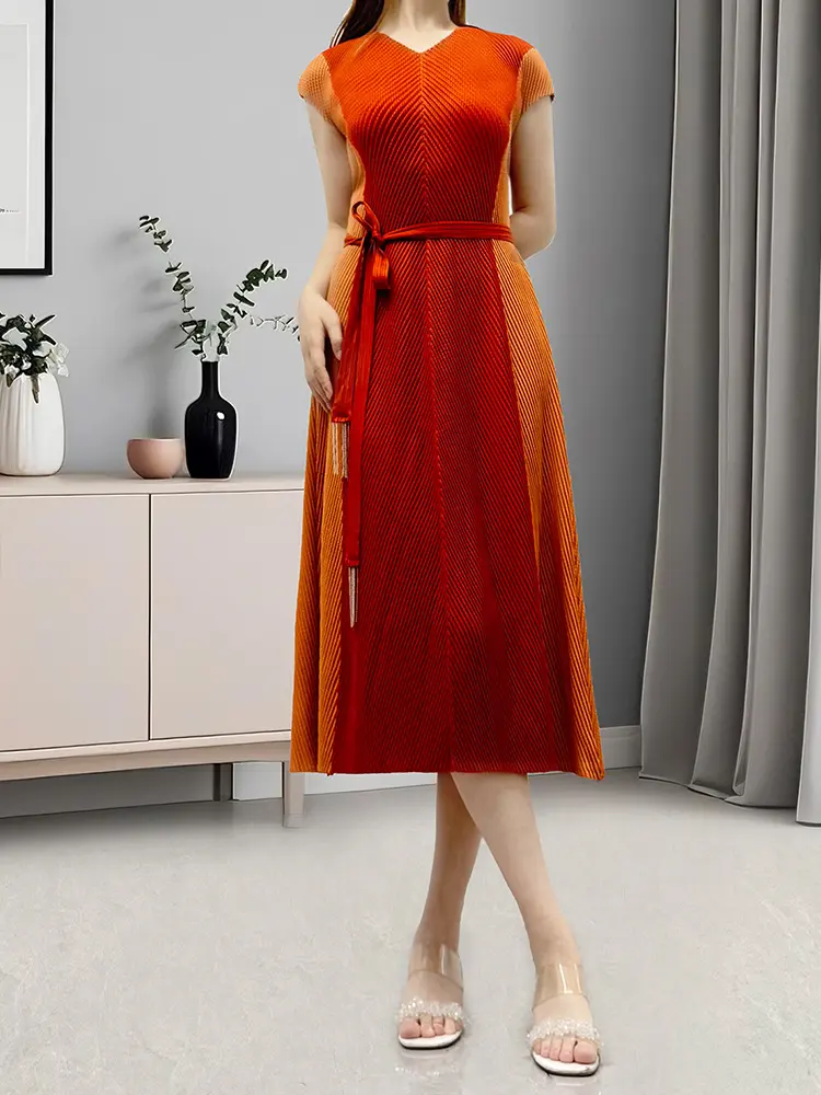LANMREM Niche Chic Fish Scale Pleats V-neck Sleeveless Women's Dress Colorblock Spliced Temperament Tie Design Dresses 2DB3563
