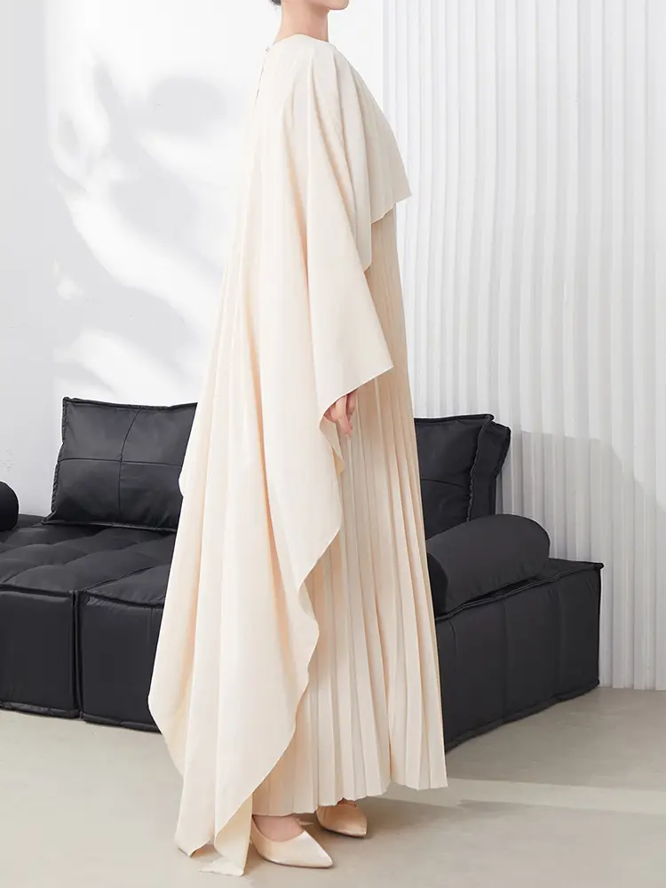 LANMREM Shawl Design Evening Dress Women's 2025 New Fashion Bat Sleeve Loose Fake Two Piece Pleated Long Dresses Chic 2DB3097