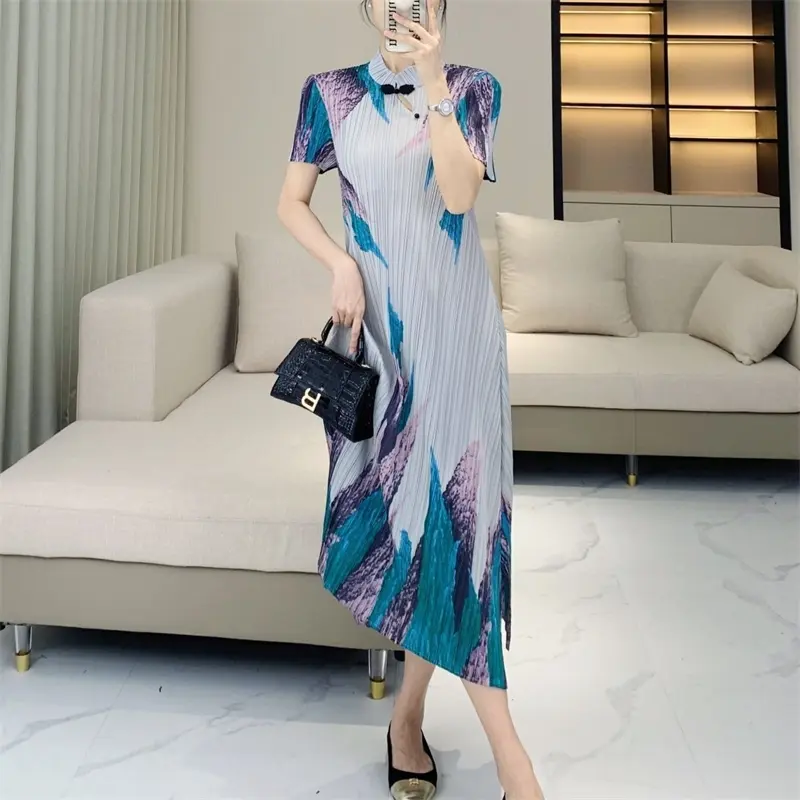 LANMREM Miyake New Chinese Style Qipao Dress for Mothers, New Summer Pleated Loose Fit Middle-aged Women's Elegant Long Dress