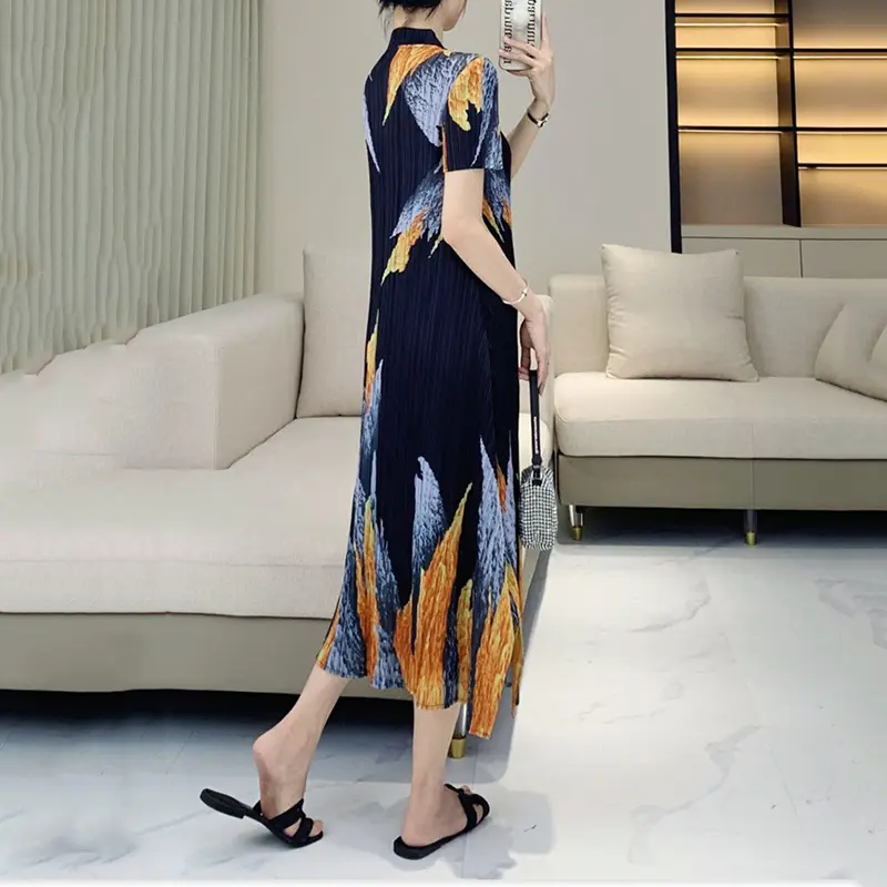 LANMREM Miyake New Chinese Style Qipao Dress for Mothers, New Summer Pleated Loose Fit Middle-aged Women's Elegant Long Dress