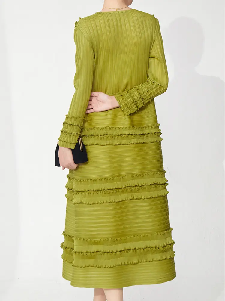 LANMREM Ruffled Panelling‌ Design Green Pleated Dress Women's 2025 New Loose High Waist Long Sleeve Round Collar Dresses 2DB3084