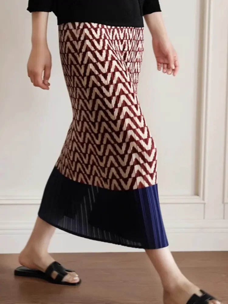 LANMREM Red Geometry Printting Pleated Skirt Women's 2025 New Summer High Elastic Colorblock Skirts With Pockets Chic 2DB3585