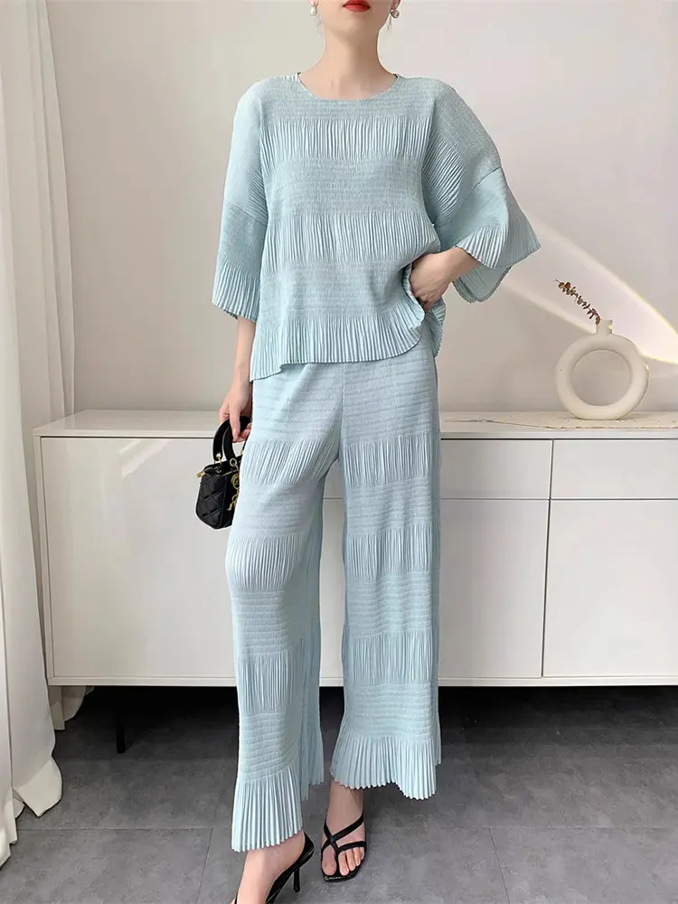 LANMREM High-end Women's Pleated Two Piece Set Summer Chic New O-neck Half Sleeve T-shirt + Wide Leg Straight Pants New 2DB3522