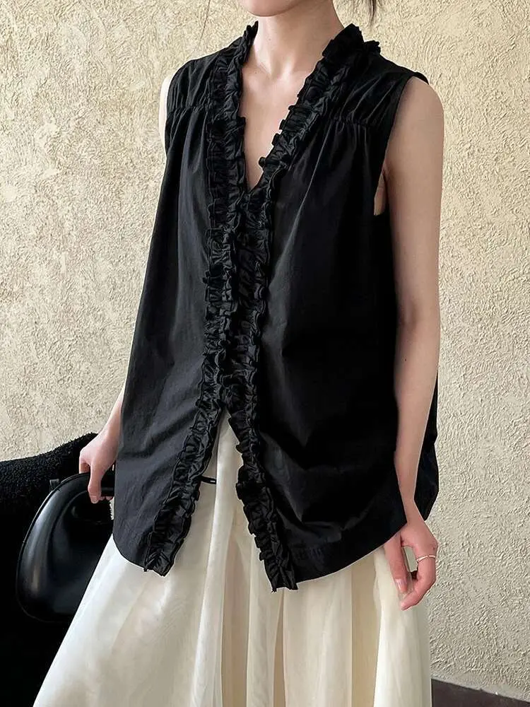LANMREM French Niche Design Stringy Selvedge Seam V Collar Sleeveless Shirt For Women 2025 New Reversible Bolouse Tops 2DB2549