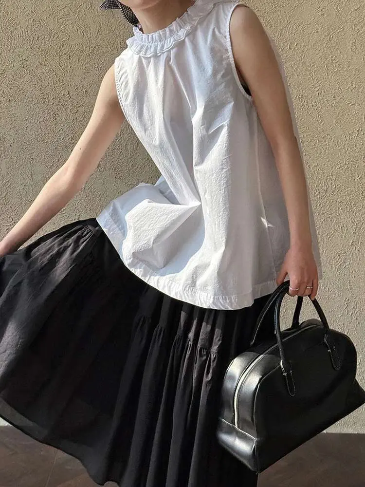 LANMREM French Niche Design Stringy Selvedge Seam V Collar Sleeveless Shirt For Women 2025 New Reversible Bolouse Tops 2DB2549