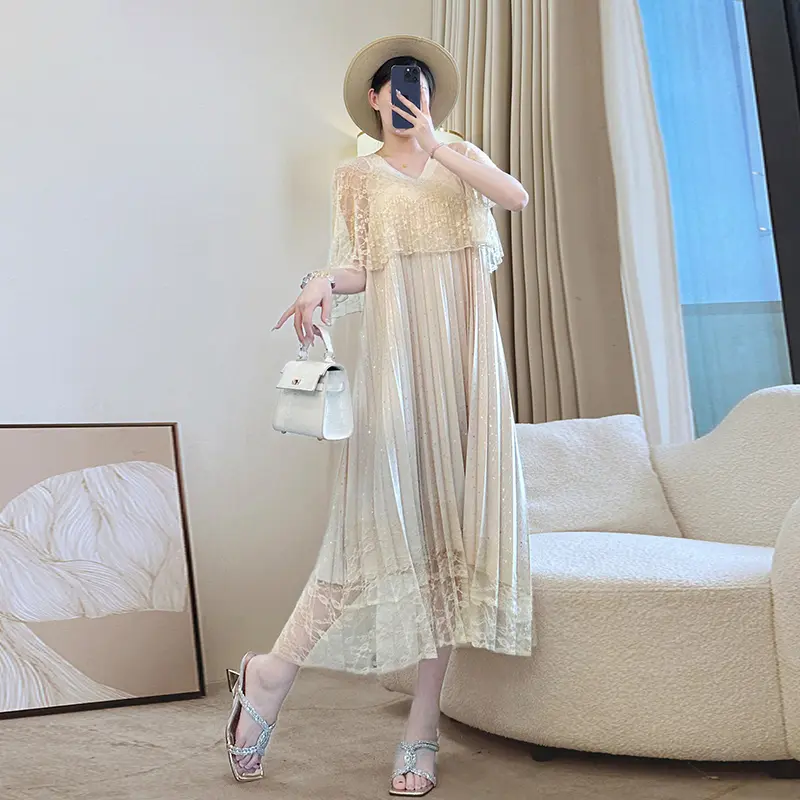 LANMREM Fake Two Pieces Lace Patchwork Black Pleaetd Women's Dress Bawting Sleeve Chic Fashion V Collar Dresses Summer 2DB3691
