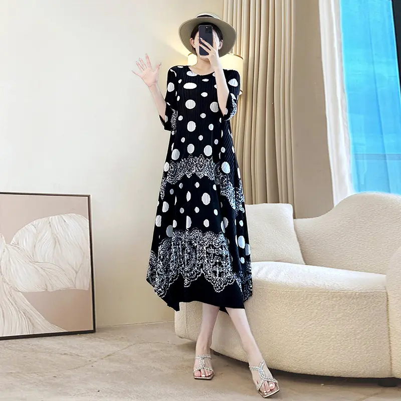 LANMREM Black White Colorblock Printting Women's Pleated Dress Elastic Loose Casual O-neck Three Quarter Sleeve Clothing 2DB3924