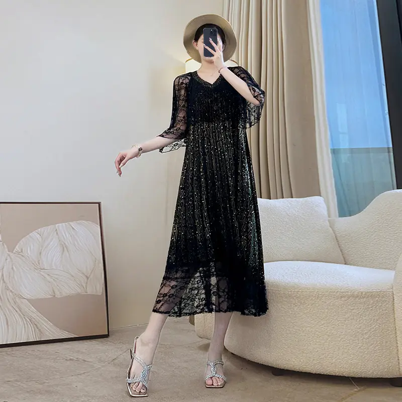 LANMREM Fake Two Pieces Lace Patchwork Black Pleaetd Women's Dress Bawting Sleeve Chic Fashion V Collar Dresses Summer 2DB3691