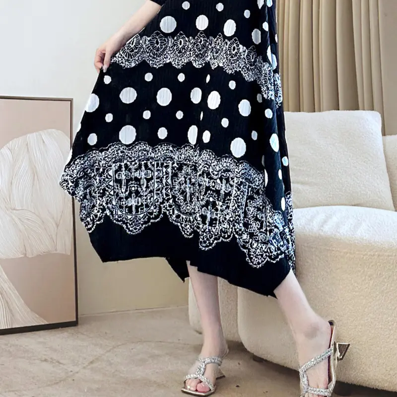 LANMREM Black White Colorblock Printting Women's Pleated Dress Elastic Loose Casual O-neck Three Quarter Sleeve Clothing 2DB3924