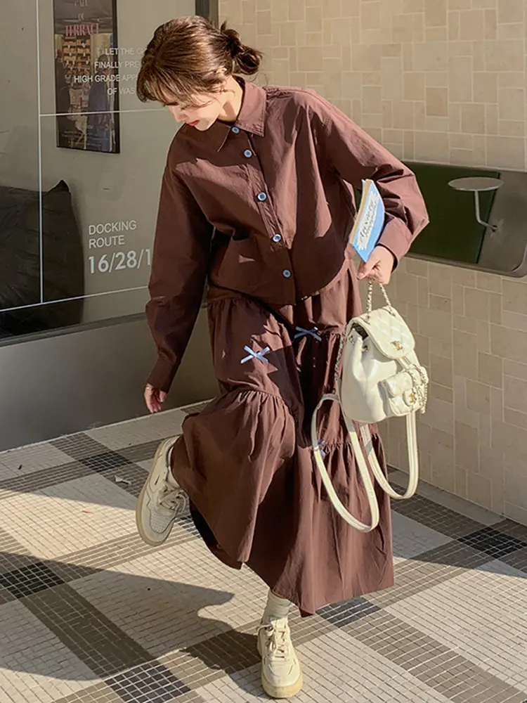 LANMREM Fashion Coffee Korean Tide Two Pieces Set For Women 2025 New Loose Causal Short Shirt And A-line Skirt Sets Chic 2DB2753
