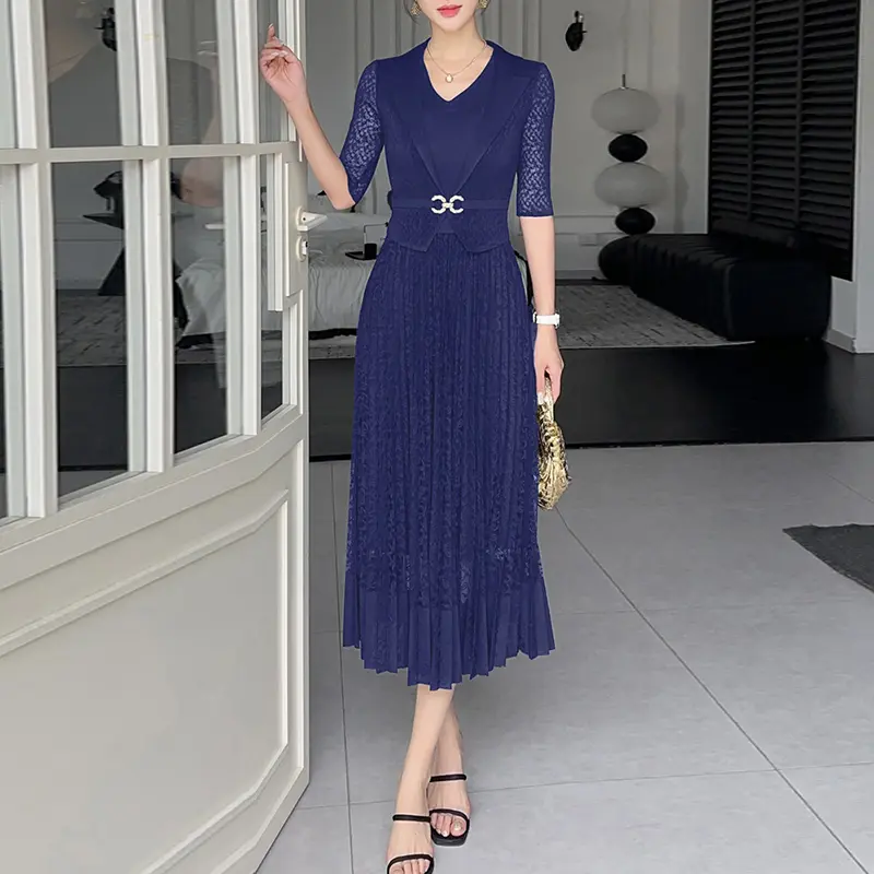 LANMREM Office Style 2025 New Fake Two Pieces Pleated Dress For Women High-end Chic Notched Collar Half Sleeve Dresses 2DB3648