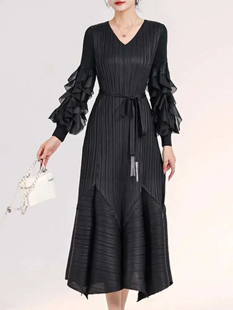 LANMREM Elegant Women's Pleated Dress V Neck Lantern Sleeves Lace Up Strap Waist Ruffle Dresses Lady 2025 New Fashion 2DC1452