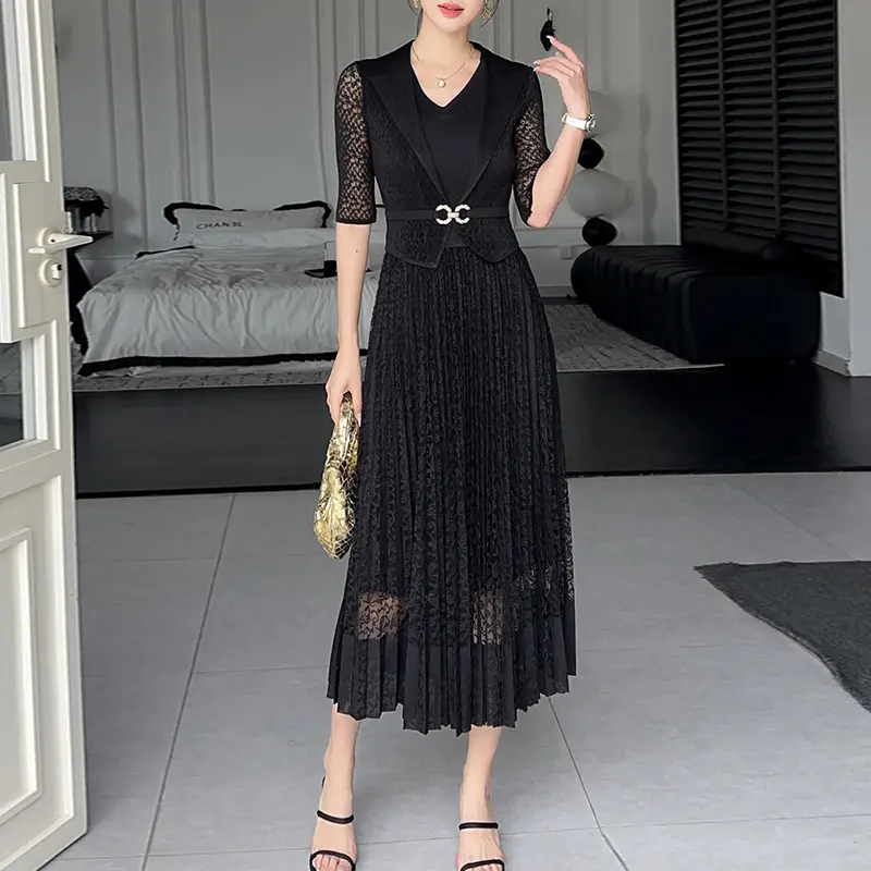 LANMREM Office Style 2025 New Fake Two Pieces Pleated Dress For Women High-end Chic Notched Collar Half Sleeve Dresses 2DB3648