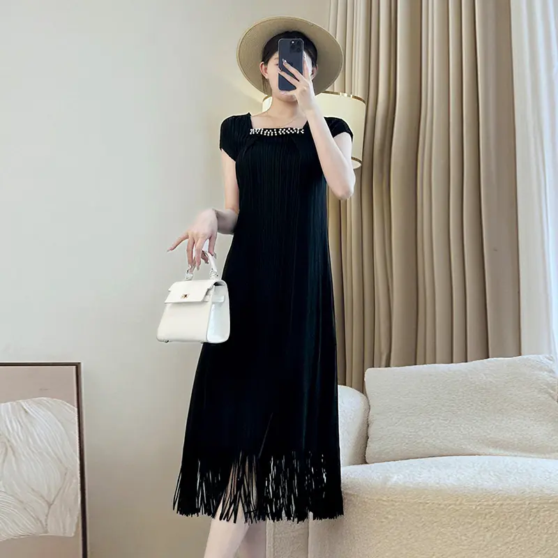 LANMREM Niche Square Collar Pleated Women's Dress Black Sleeveless Design Tassel Spliced Design Elastic Loose Dresses 2DB3691