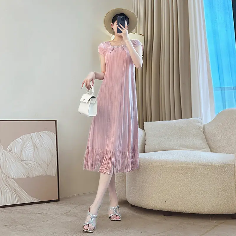 LANMREM Niche Square Collar Pleated Women's Dress Black Sleeveless Design Tassel Spliced Design Elastic Loose Dresses 2DB3691