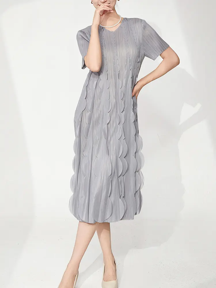 LANMREM niche chic Petal patchwork design blue pleated dress women 2025 new loose causal round collar short sleve dresss 2DB3066