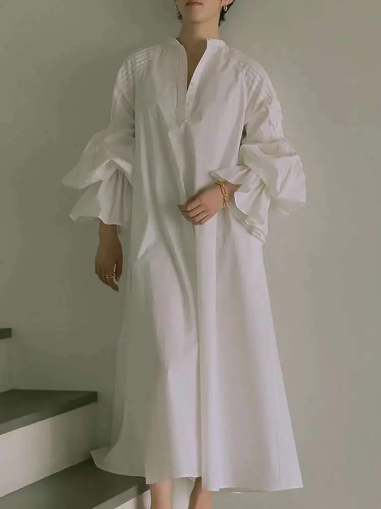 LANMREM White Pleated Flare Sleeve Women's Dresses 2025 New Stand Collar Long Sleeve Loose Tide Shirt Style Dress Chic CPDB216