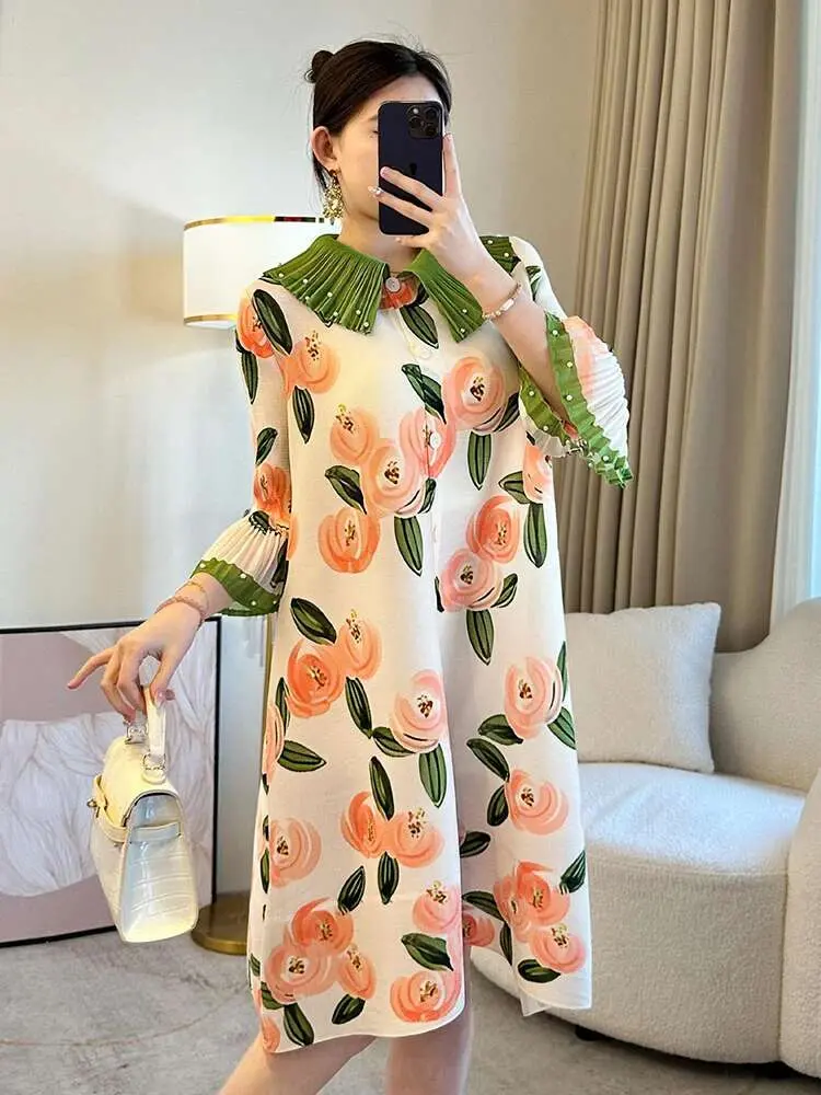 LANMREM Print Elegant Cardigan Pleated Dress Women's Lapel Single Breasted Beaded Mid-length Dresses Fashion 2025 Summer 2DE479