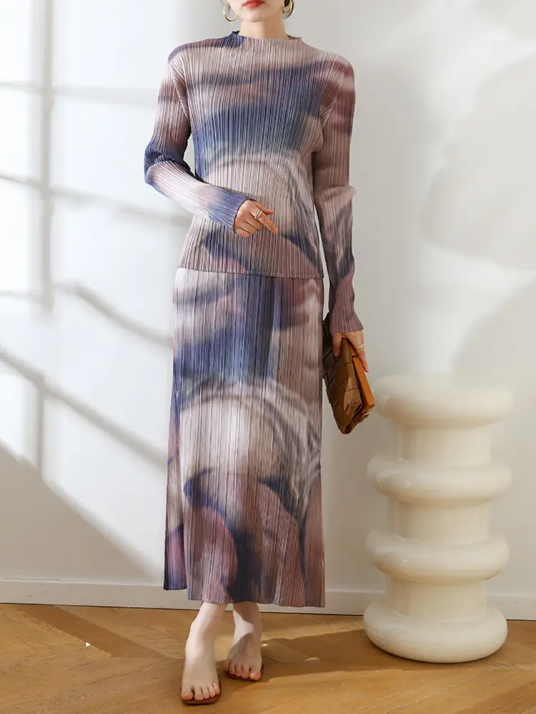 LANMREM Ink Wash Blended Printing Women's Pleated Two Pieces Set Long Sleeve T-shirts And Straight Elastic Waist Skirt 2DB3256