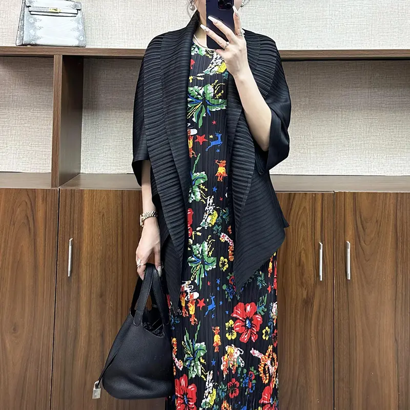 LANMREM Pleated New Women's Black Jackets Loose Solid Color Simple Double Layer Collar Irregular Cardigan Short Coat 2DB3726