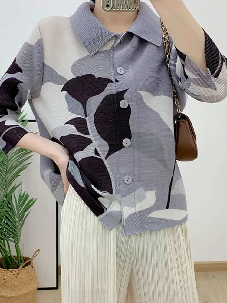LANMREM Casual Pleated Shirt Contrast Color Print Women Lapel Long Sleeves Single Breasted Tops 2024 Spring New Clothing 2AA2707