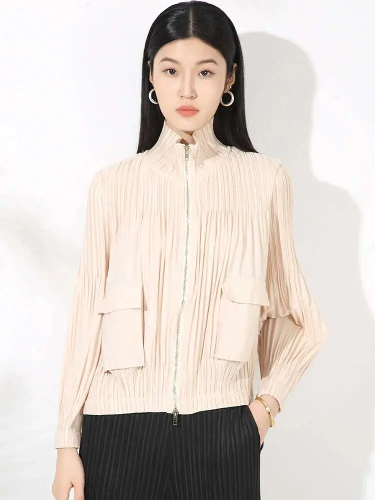 LANMREM Pleated Fashion Casual Zipper Coat For Women 2025 Spring New Folds Loose Tops Long Sleeve All-match Casual Jacket 2DE267