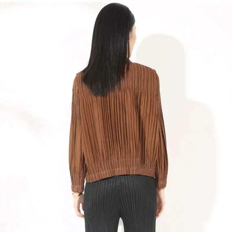 LANMREM Pleated Fashion Casual Zipper Coat For Women 2025 Spring New Folds Loose Tops Long Sleeve All-match Casual Jacket 2DE267