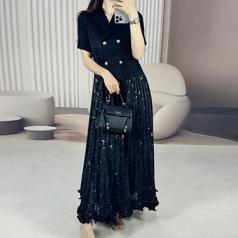 LANMREM Apricot Suit Collar Office Style Pleated Women's Dress Summer 2025 New Elastic Slim Fashion Short Sleeve Dresses 2DB3662
