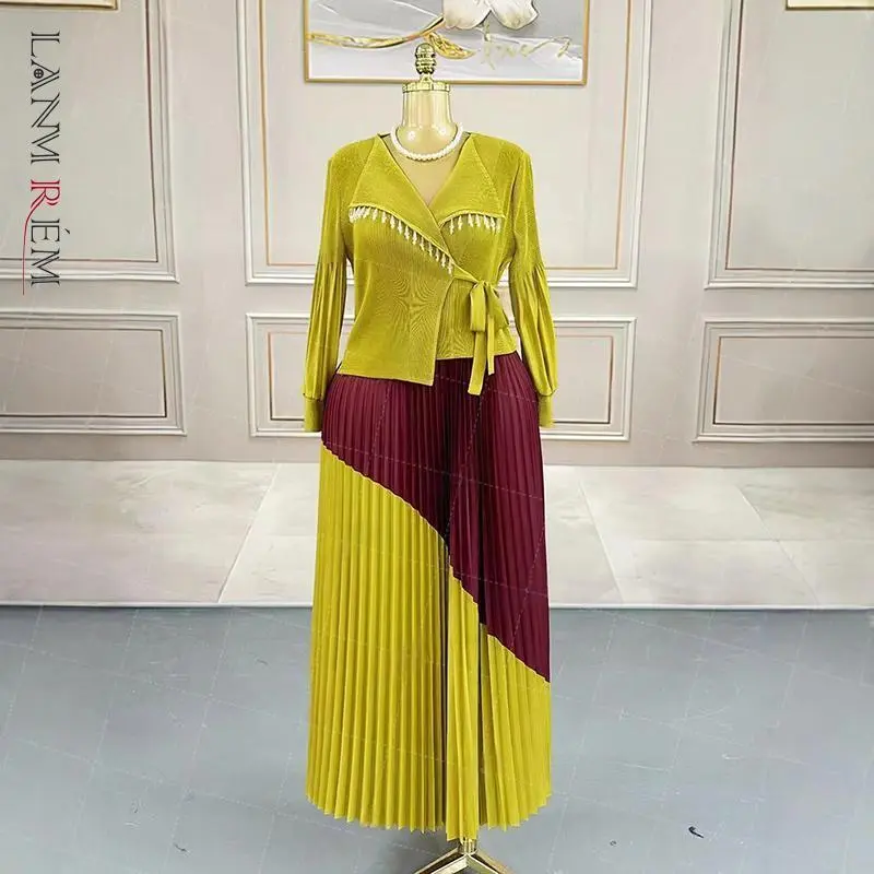LANMREM Women's Fake Two-Piece Pleated Dress Colorblock Design Rhinestone Notched Collar Long Sleeve Tie Spliced Dresses 2DB3815