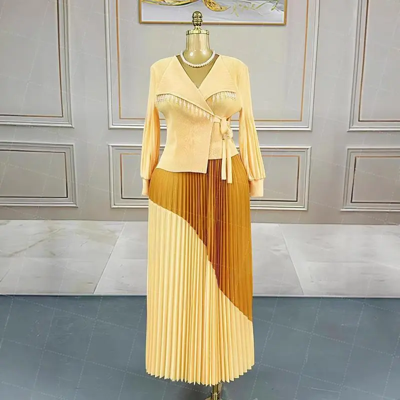 LANMREM Women's Fake Two-Piece Pleated Dress Colorblock Design Rhinestone Notched Collar Long Sleeve Tie Spliced Dresses 2DB3815