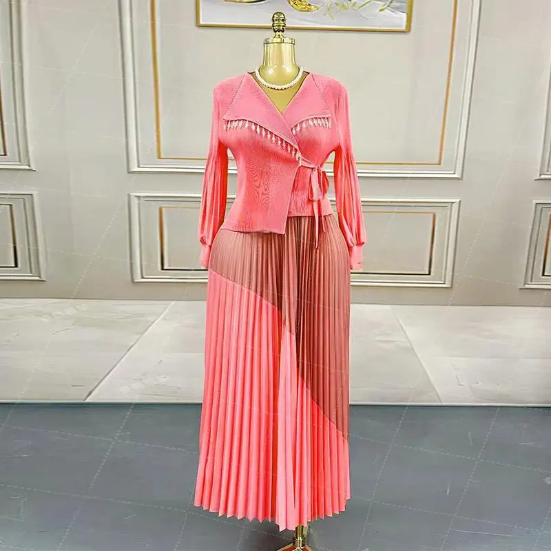 LANMREM Women's Fake Two-Piece Pleated Dress Colorblock Design Rhinestone Notched Collar Long Sleeve Tie Spliced Dresses 2DB3815