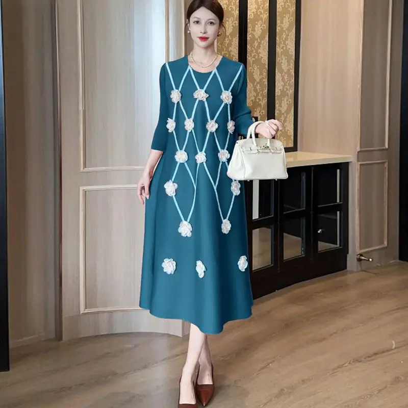 LANMREM High-end Pleated Women's Dress Fashion Elegant Elastic Loose Three-dimensional Flower Patchwork Desin Dresses 2DB4172