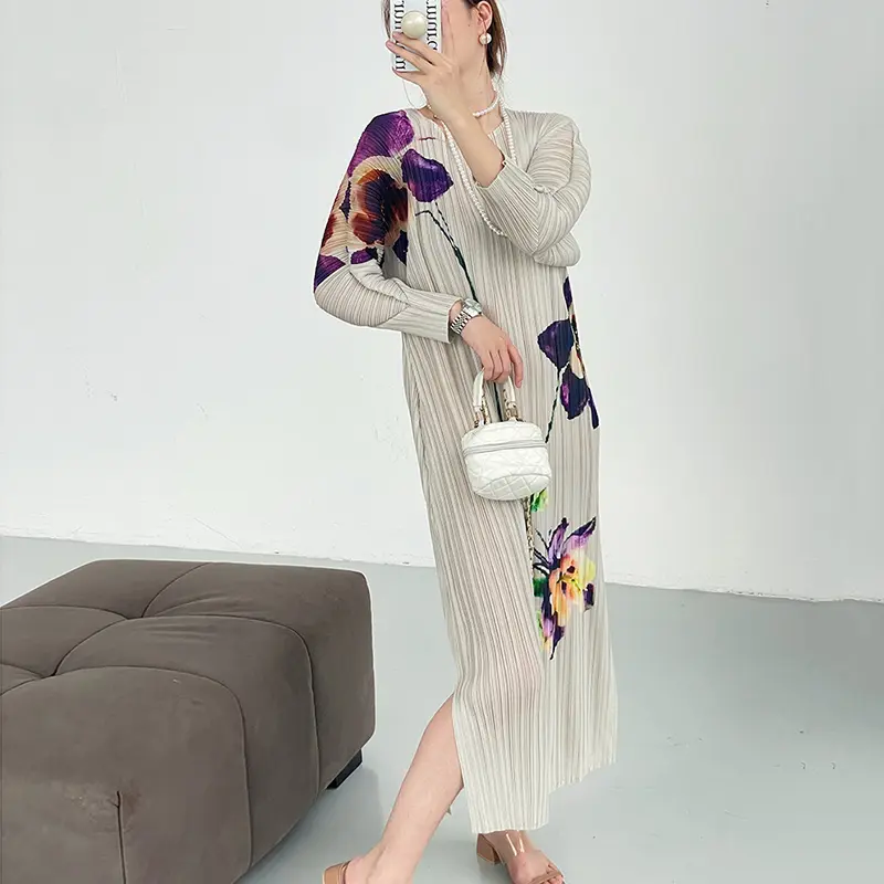 LANMREM Elastic Folded Oil Painting Print Elegant Pleated Women's Dress Chic New Side Vent Design Long Sleeve Dresses 2DB3642