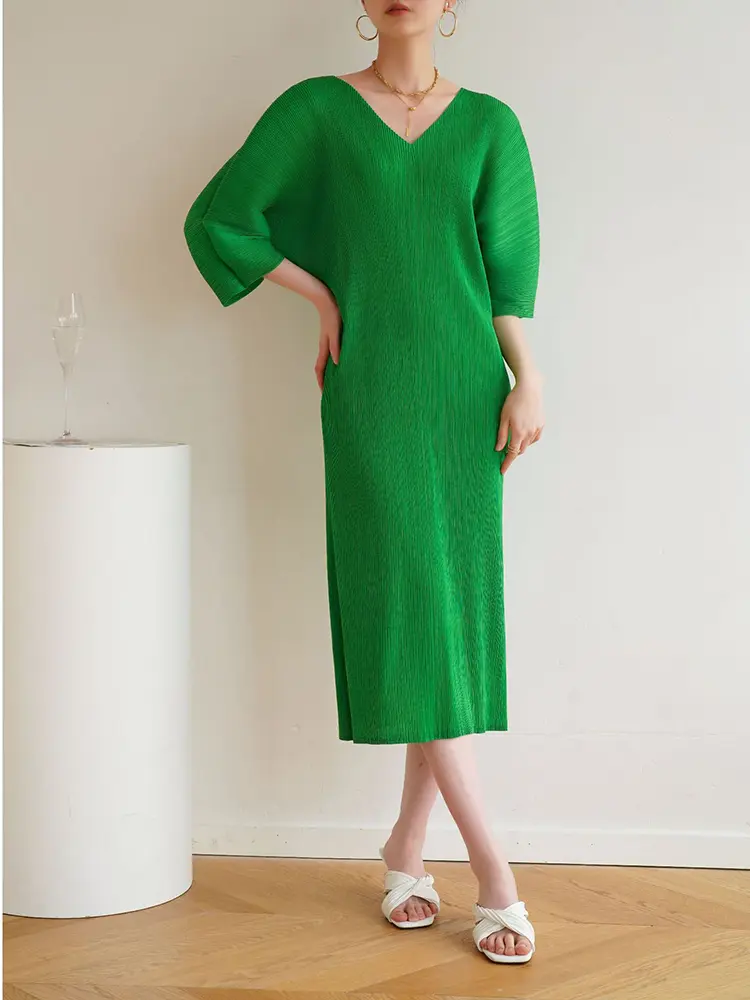 LANMREM Chic New Summer High End Pleated V-neck Elegant Bawting Half Sleeve Women's Dress Loose Casual Elastic Dresses 2DB3483