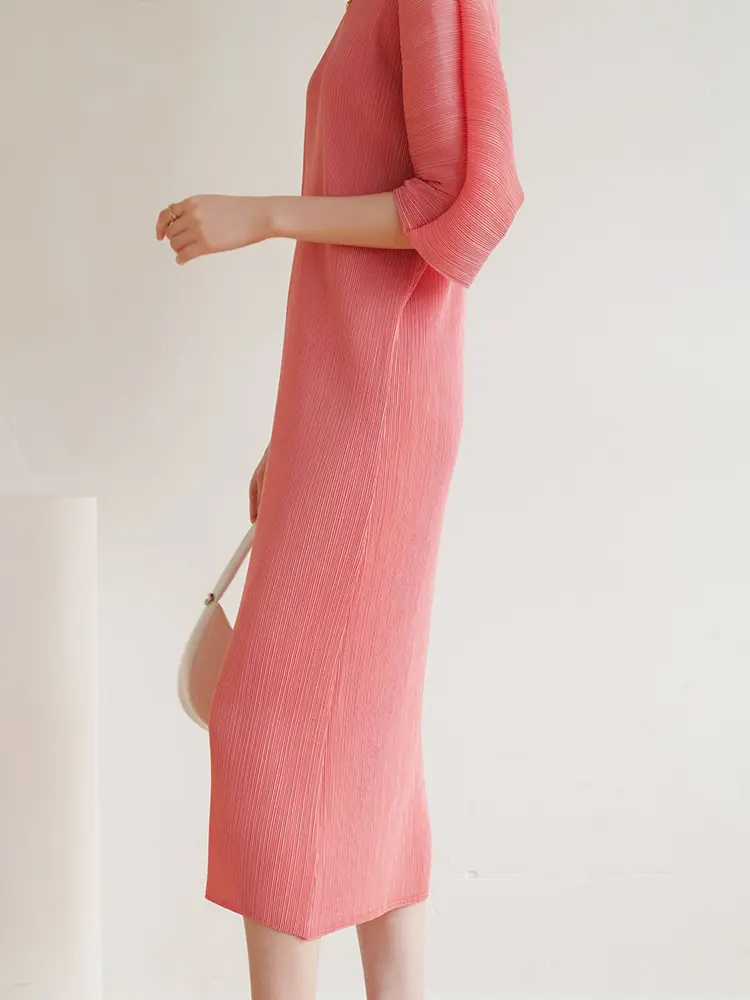 LANMREM Chic New Summer High End Pleated V-neck Elegant Bawting Half Sleeve Women's Dress Loose Casual Elastic Dresses 2DB3483