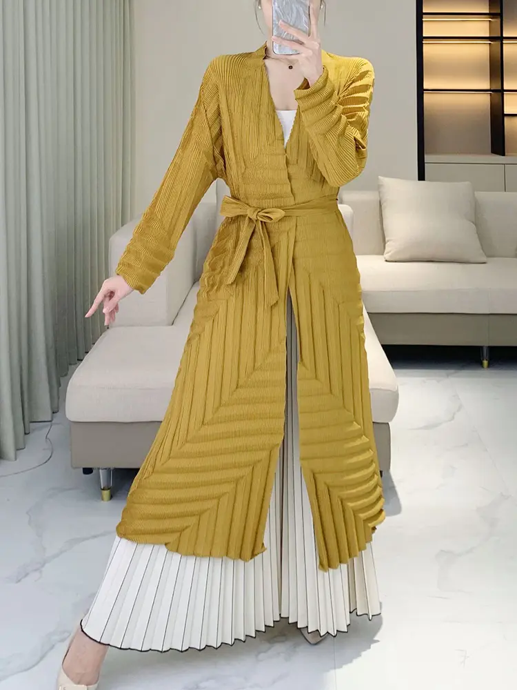 LANMREM Tie Design Pleated Cardigan Windbreaker For Women 2025 Korean Trendy Long Sleeve Lightweight Trench Coat Chic 2DB3244