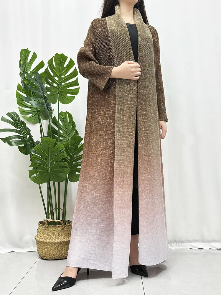 LANMREM  Gradient Pleated Women's Windbreaker High-end Lapel Collar Loose Causal Long Robe Temperament Coat With Pockets 2DB3535