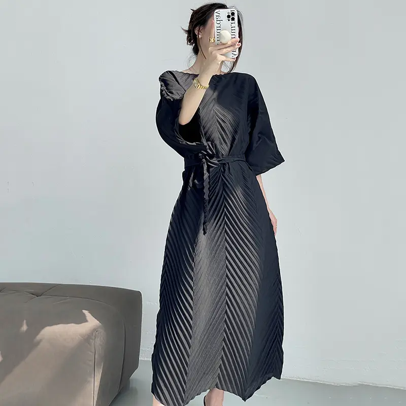 LANMREM Black High-End Pleated Women's Dress French Handmade Pleats Loose Elastic Tie Waist Irregular Summer Clothing 2DB4034