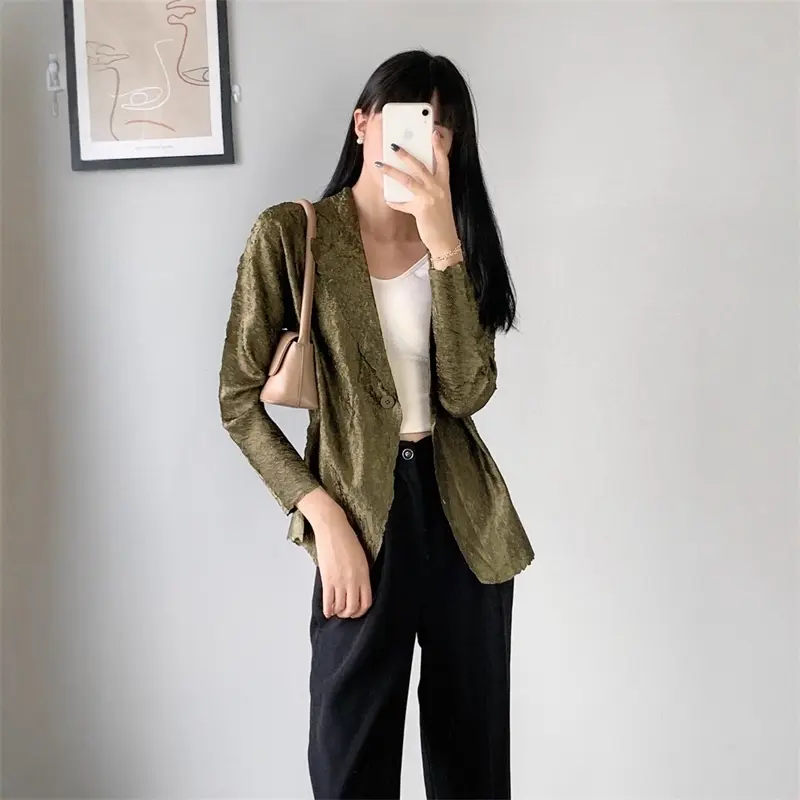 LANMREM Fashion Pleated Blazer For Women 2025 Chic New High-End High Elastic Slim Casual Single Button Design Suit Coat 2DB4232
