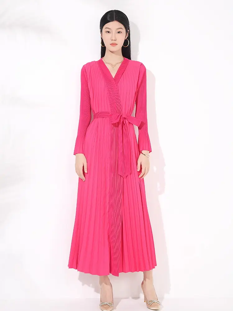 LANMREM New Pleated Women's Clothing V-neck Long Sleeved Pleated Trench Coat Flared Sleeves Bandage Waist V Collar Windbreaker