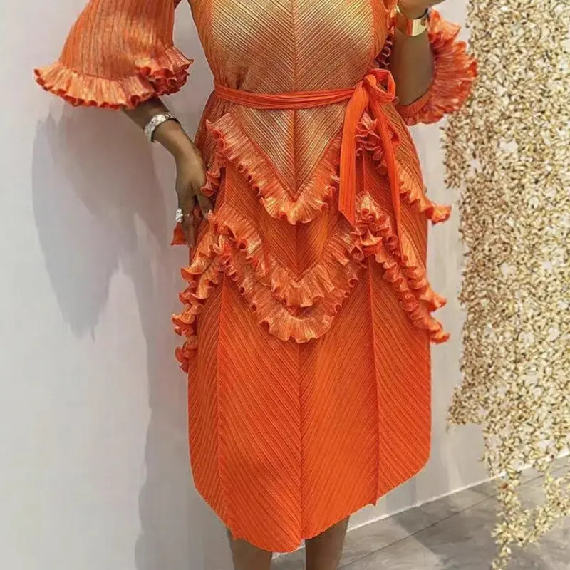 LANMREM High-end Pleated Women's Dress Fashion Gold Foil Printing Elegant Elastic Loose Lace Up Stringy Selvedge Design Clothing