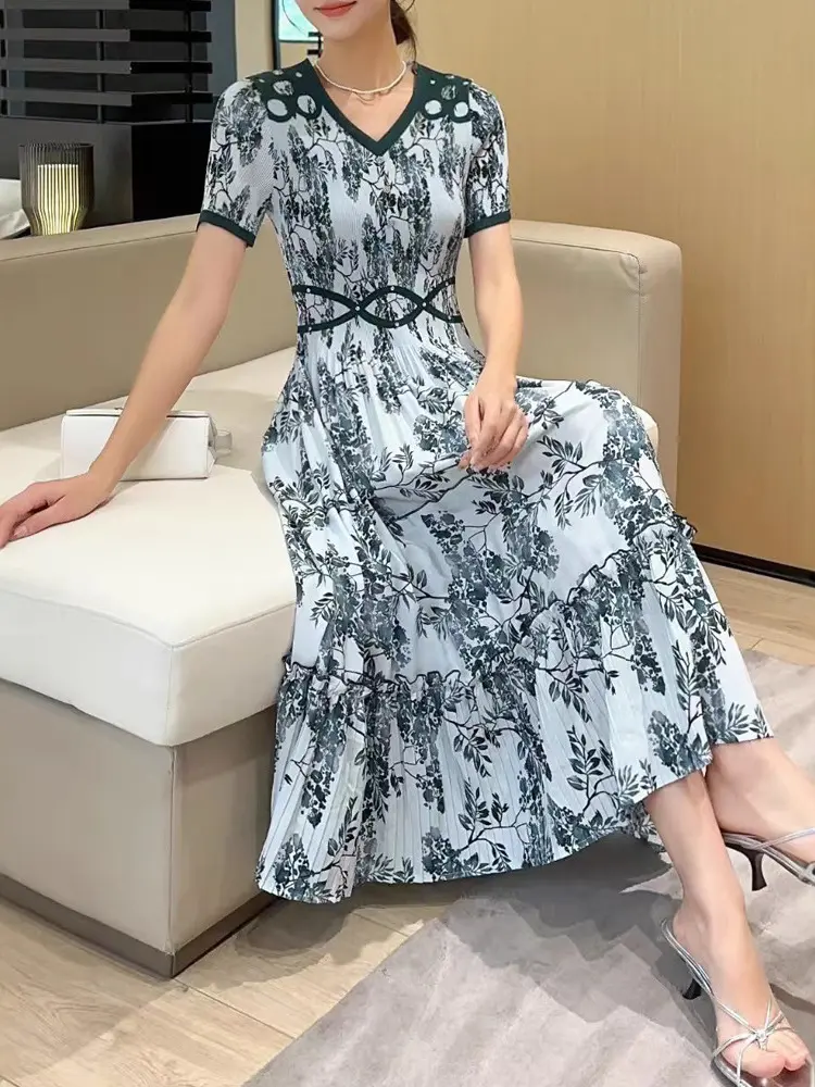 LANMREM V Collar Causal Printting Short Sleeve Pleated Dress For Women 2025 New Loose Casual High Waist A-line Summer Dresses