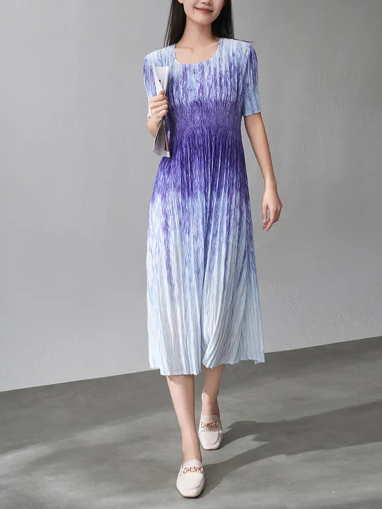 LANMREM Elastic Pleated Gradient Glossy Dress For Women Summer New Style Short Sleeves Elegant A-line Midi Dresses 2DM1011