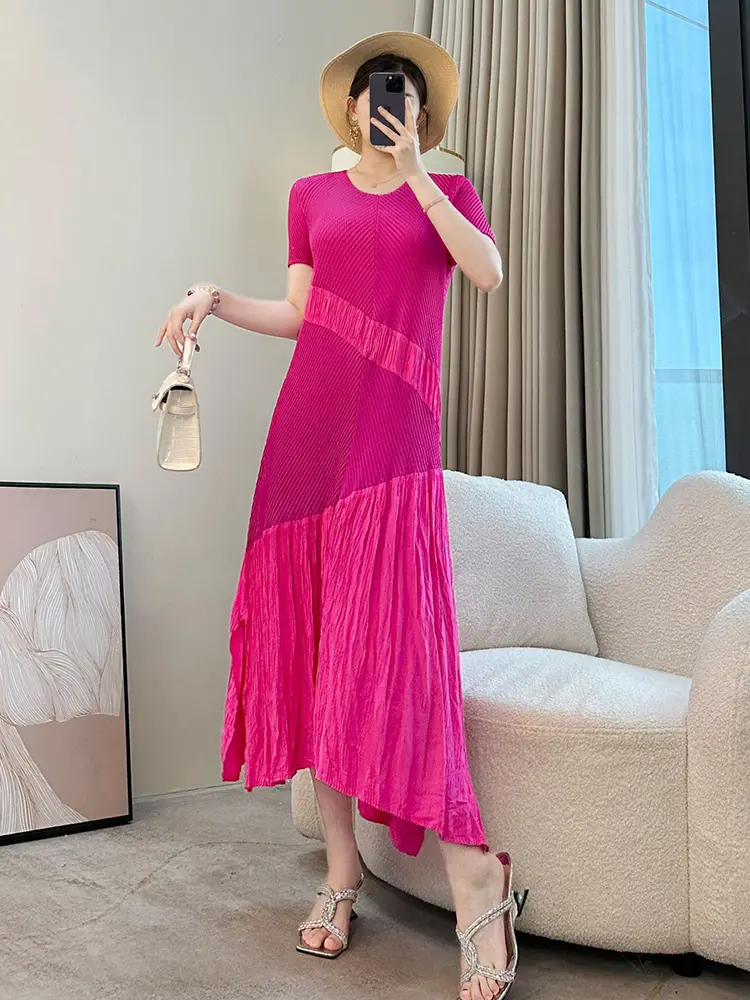 LANMREM Ealstic Slim Pleated Women's Dress 2025 New Summer Short Sleeve V Collar Irregular Spliced Design A-line Dresses 2DB3372
