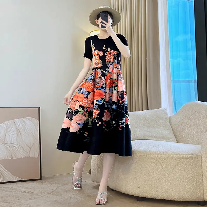 LANMREM Apricot Pleated French Print Women's Dress 2025 Summer Clothing Short Sleeve New Elastic O-neck Chic Bud Dresses 2DB3876