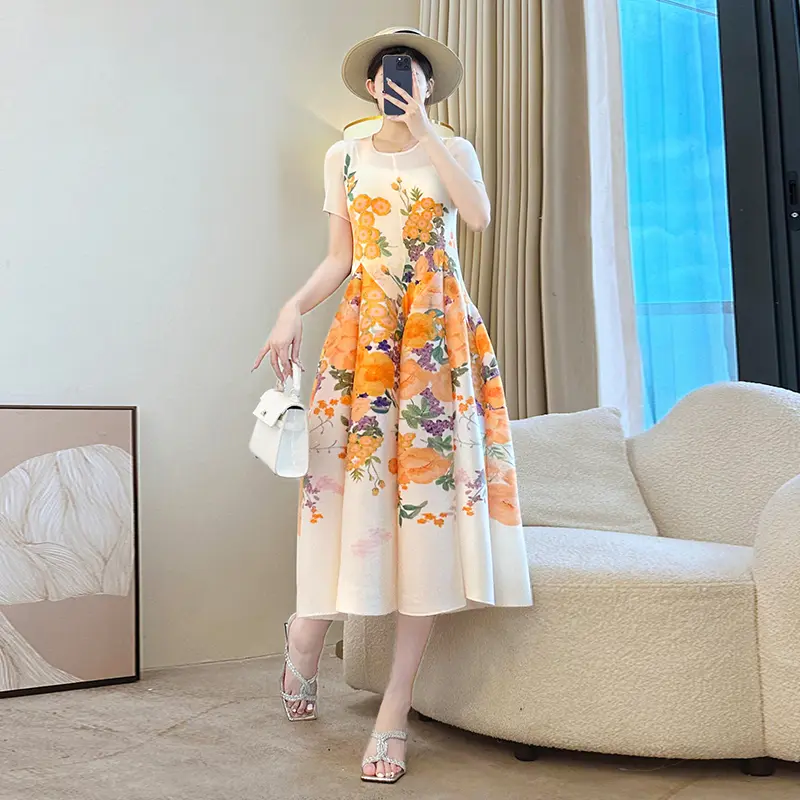 LANMREM Apricot Pleated French Print Women's Dress 2025 Summer Clothing Short Sleeve New Elastic O-neck Chic Bud Dresses 2DB3876