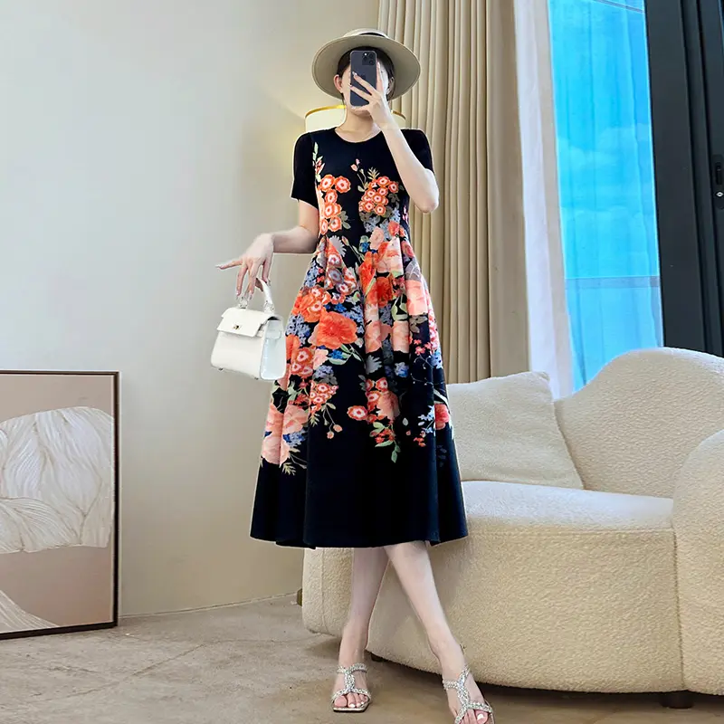 LANMREM Apricot Pleated French Print Women's Dress 2025 Summer Clothing Short Sleeve New Elastic O-neck Chic Bud Dresses 2DB3876
