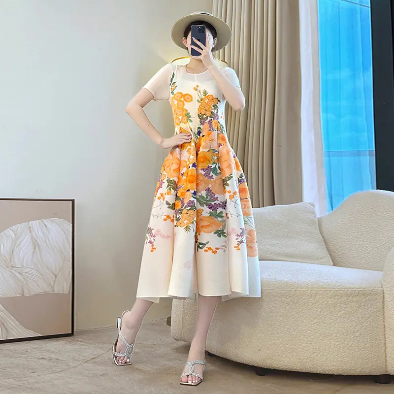 LANMREM Apricot Pleated French Print Women's Dress 2025 Summer Clothing Short Sleeve New Elastic O-neck Chic Bud Dresses 2DB3876